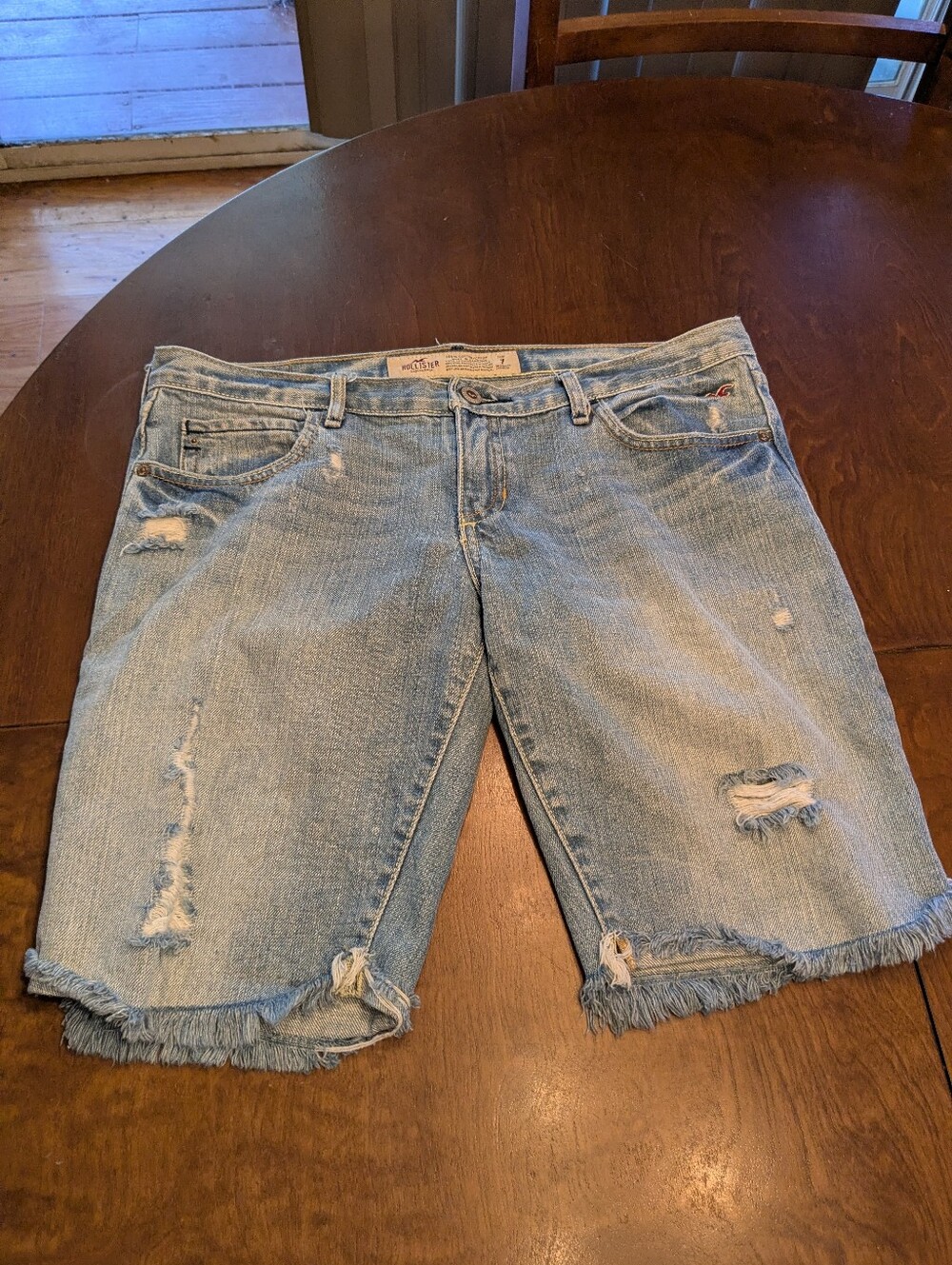 Hollister Distressed Denim Shorts Size 7